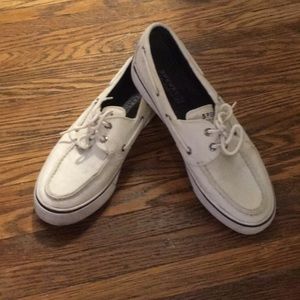 White Women’s Sperry Topsider’s, 8